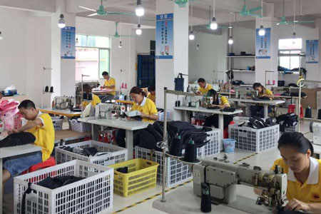 定做兒童書包如何選擇廠家